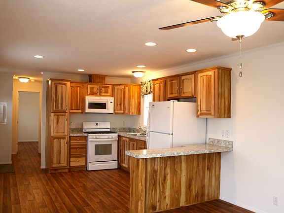 Open concept floor plan