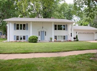 1230 Dogwood Dr, Eau Claire, WI 54701