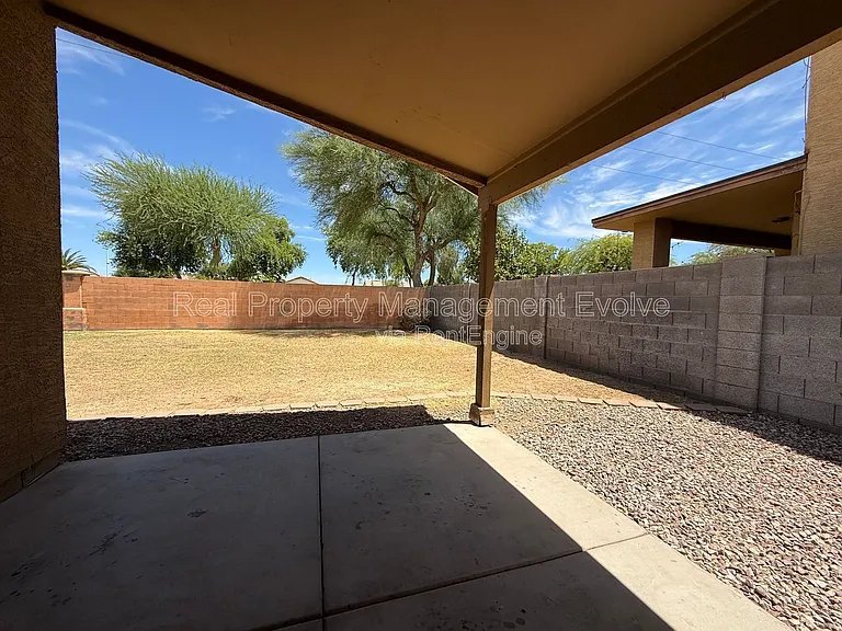 2340 E Derringer Way — Photo 22