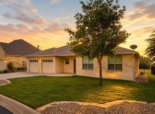 805 Scarlet Oak Ct, Fredericksburg, TX 78624