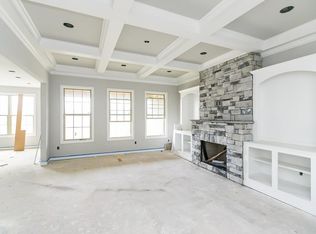 1025 Lauderdale Dr, Nicholasville, KY 40356