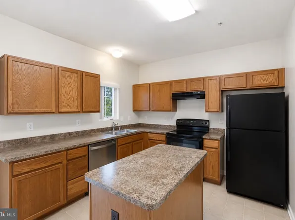 5043 Oyster Reef Pl, Waldorf, MD 20602
