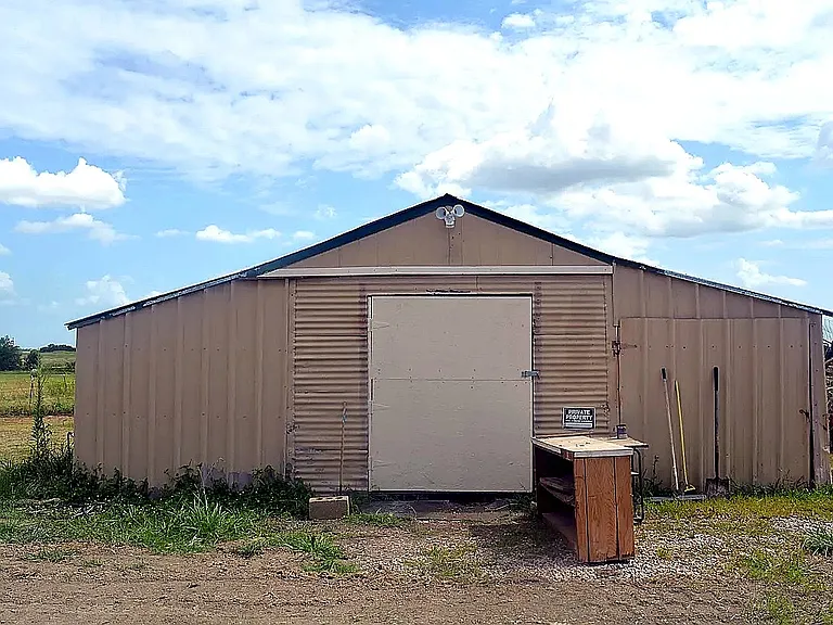 510 E Cook St — Photo 14