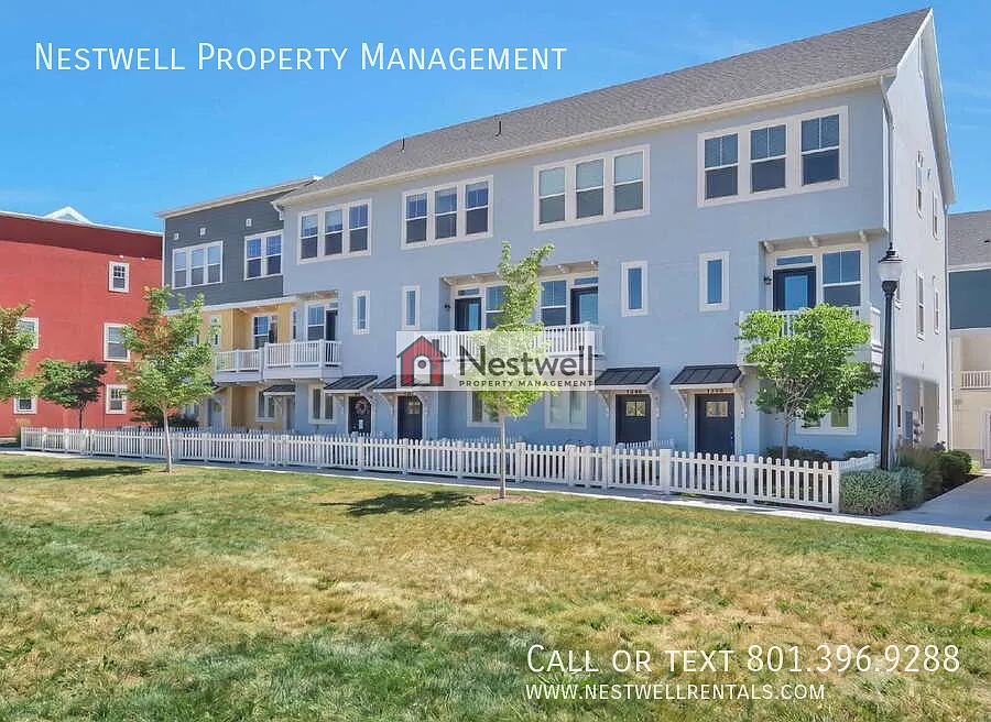 Beautiful 2-bed townhome in West Jordan — Photo 2