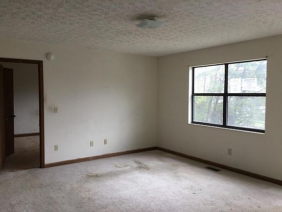 5th image of 5009 Tenwood Dr