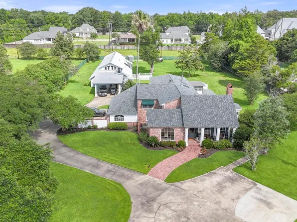 332 & 336 S Fulwar Skipwith Rd, Baton Rouge, LA 70810