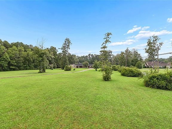 2nd image of 40490 Drude Rd