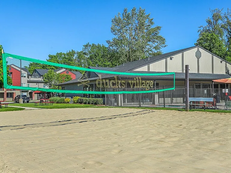 3225 Kinsrow Ave - WEB-56