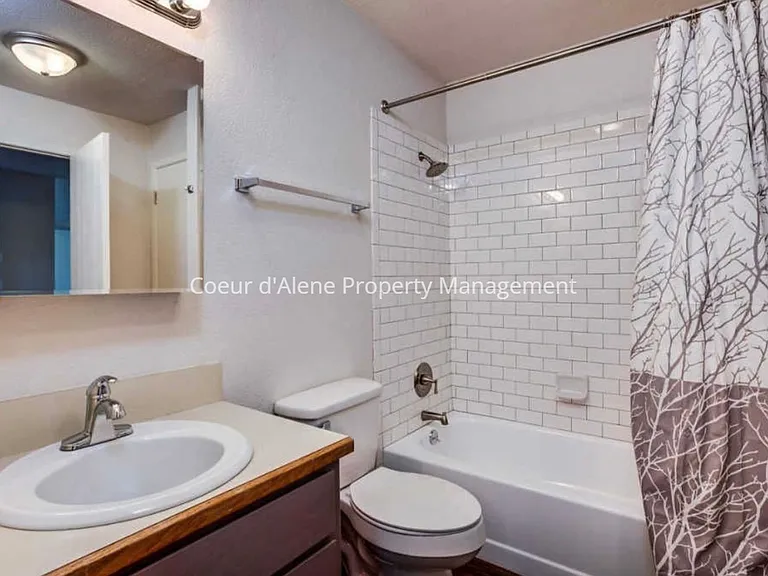 10230 N Hillview Dr — Photo 18