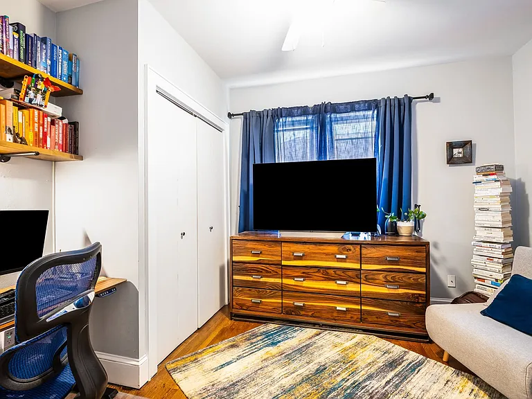 57 Circuit Ave — Photo 18