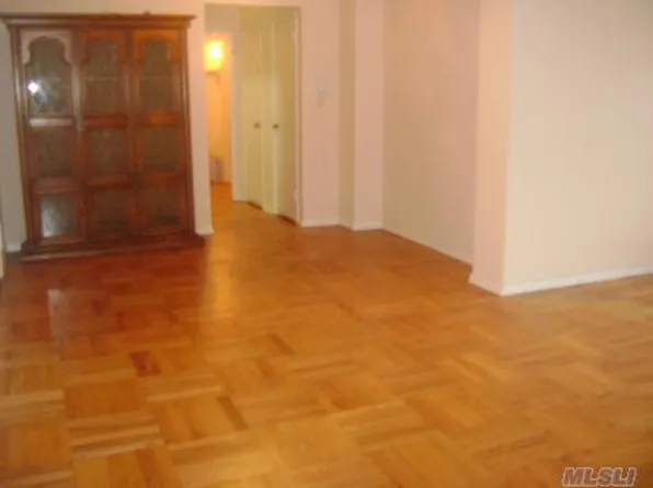 110-45 Queens Boulevard image 1 of 9