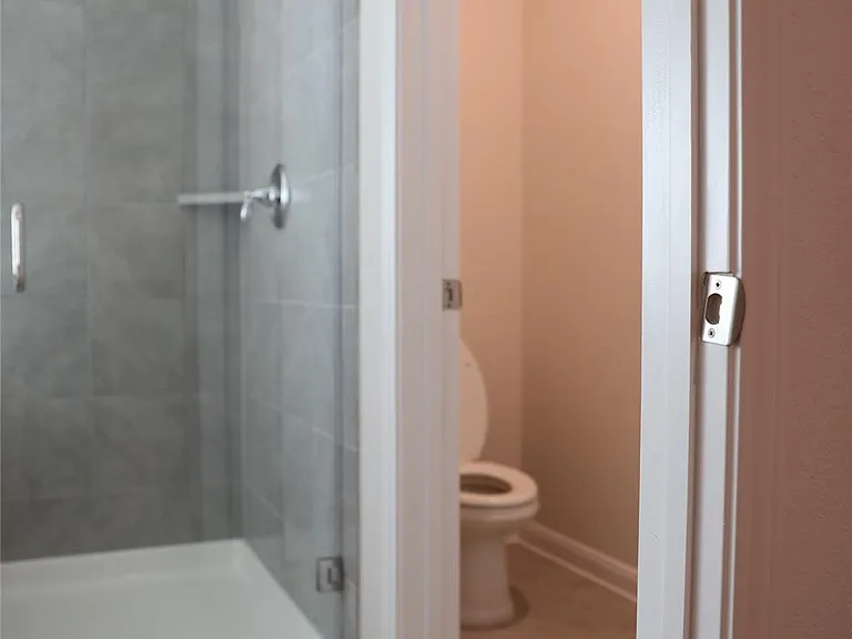523 Ellwood Ter — Photo 9