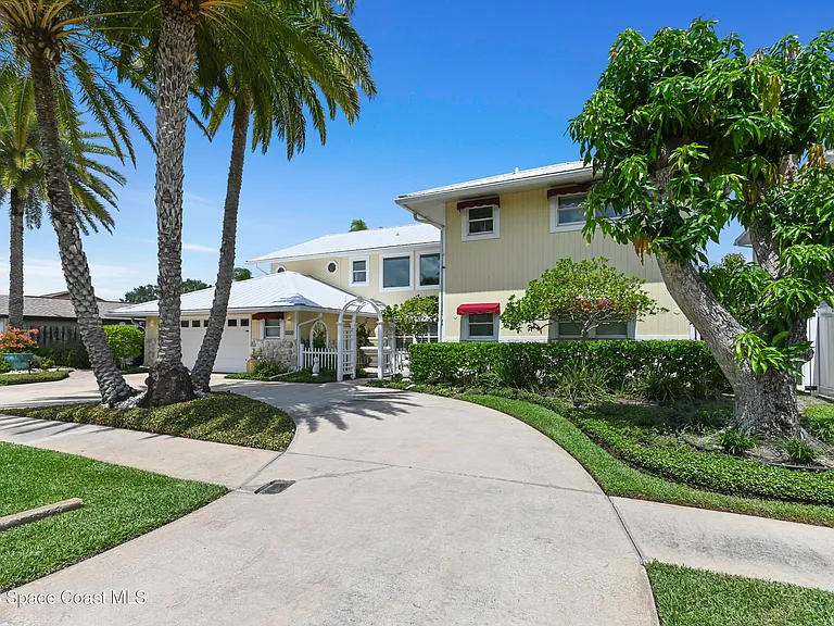 2230 Sykes Creek Dr — Photo 95