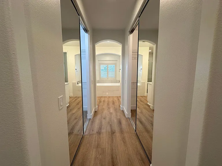 1523 Clifftop Ave — Photo 27