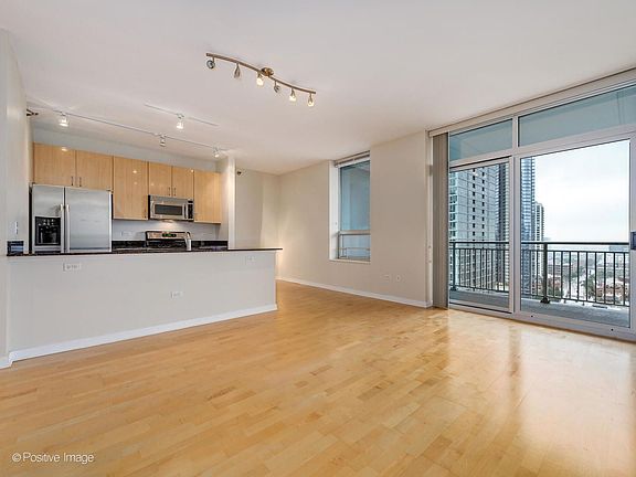 2nd image of 330 W Grand Ave APT 1903