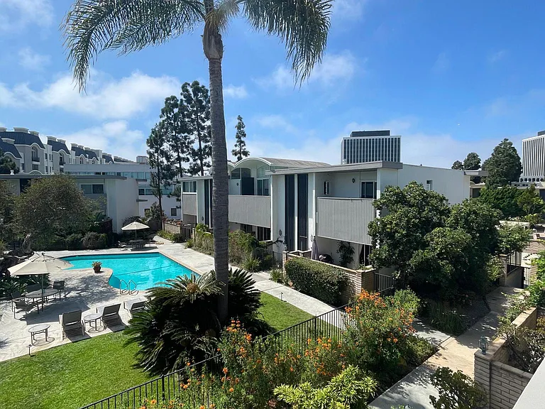 4723 S La Villa Marina #D — Photo 26
