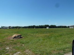 3111 Hoggarth Dr, Jamestown, ND 58401