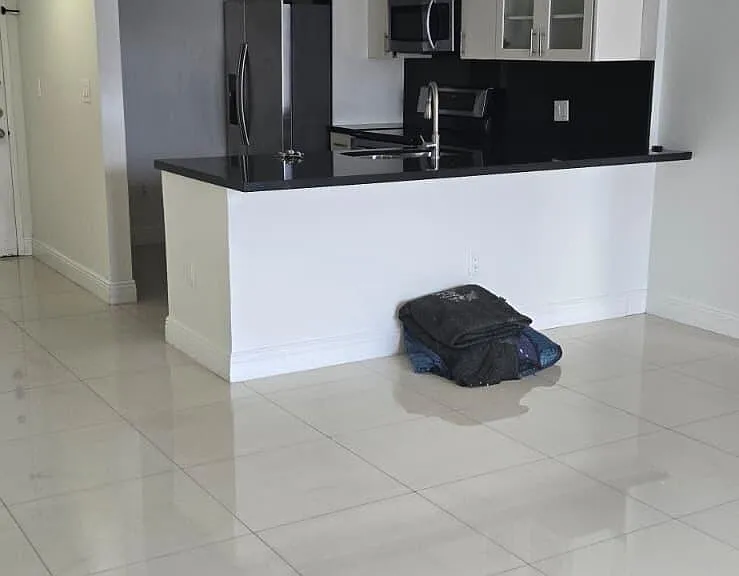 1300 NE Miami Gardens Dr — Photo 1
