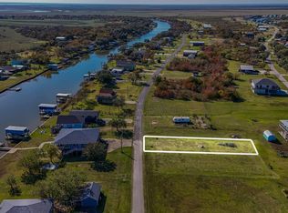 40 County Road 291, Bay City, TX 77414