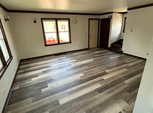9 6th St, Clintonville, WI 54929