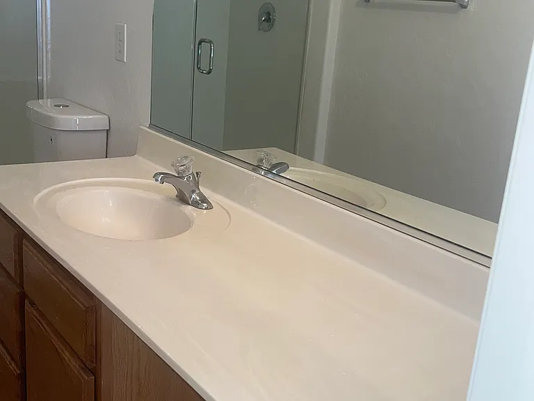 525 N Miller Rd #120 — Photo 14