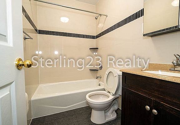 3rd image of 23-12 31st Ave #3F