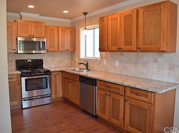 5th image of 1415 Dove Ln