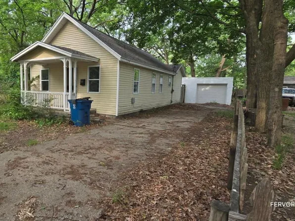 3217 Glendale St, Muskegon Heights, MI 49444