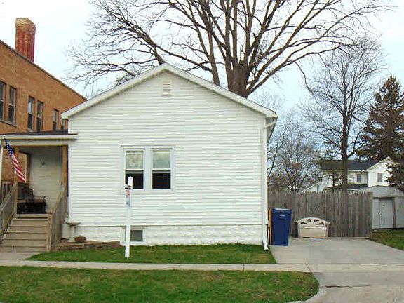 2nd image of 305 N Dewitt St