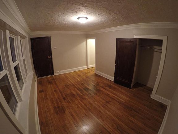 5th image of 1313 W 112th St APT 07
