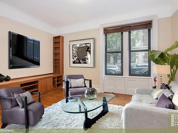3rd image of 234 W 21st St APT 5