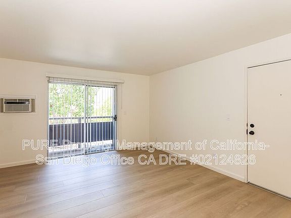 5th image of 701 Ash Ln APT 202
