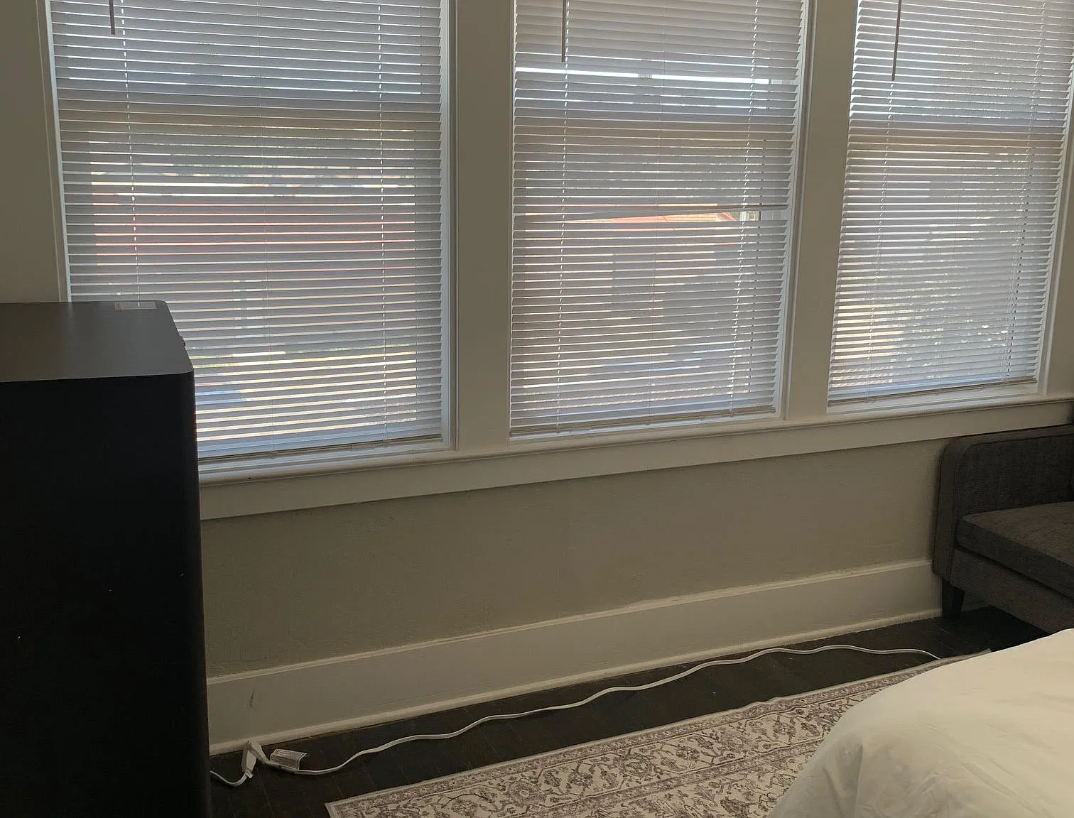11 bed, 4096 sqft, $950 — Photo 4
