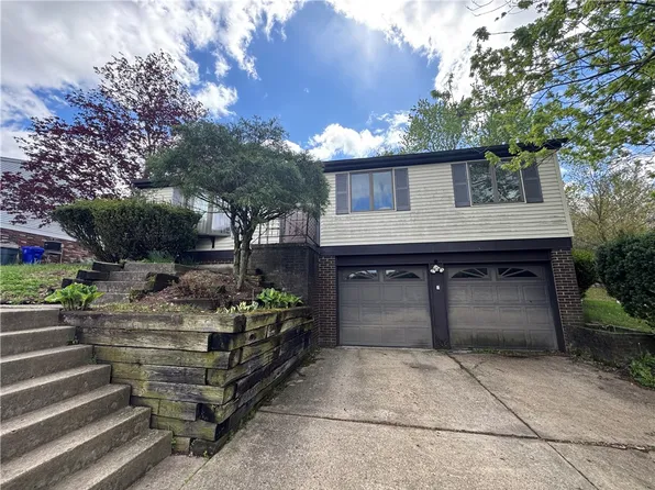 114 Pinoak Ln, Imperial, PA 15126