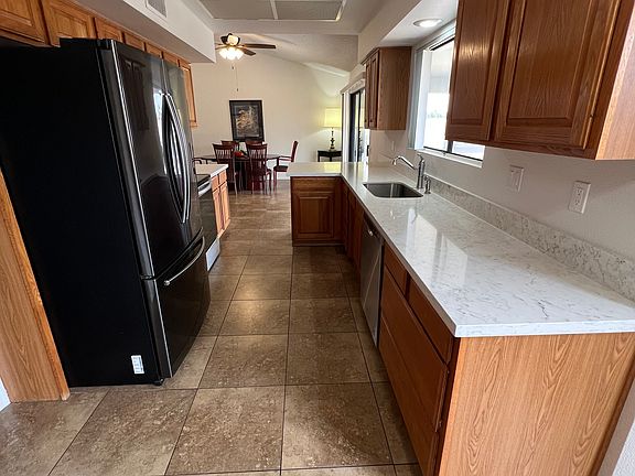 3rd image of 14754 W Yosemite Dr