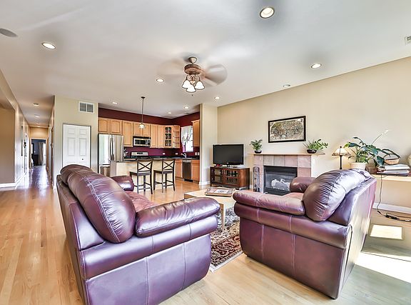 5th image of 4339 N Mozart St