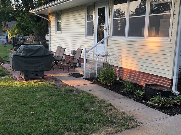 5th image of 1007 Grant St