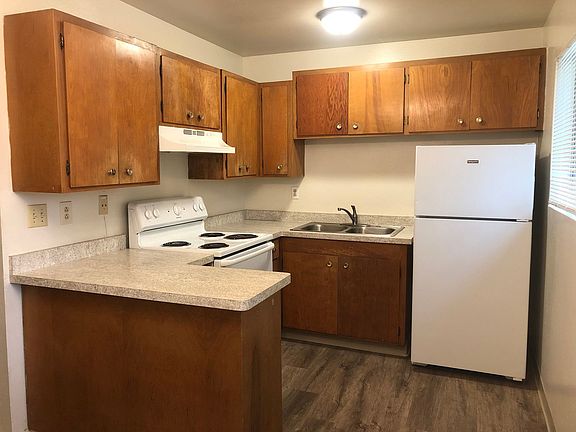 3rd image of 626 W 1st Ave #15797dbc9