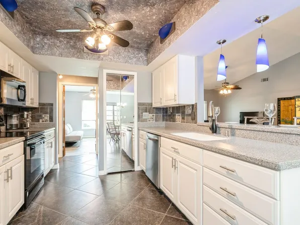 6670 Pangola Rd, Fort Myers, FL 33905