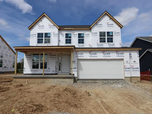924 Heimat Haus Dr, Grove City, OH 43123