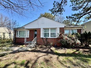 4945 S Newport Ave, Tulsa, OK 74105