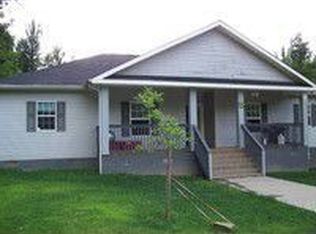 629 Jakes Run Rd, Elkview, WV 25071