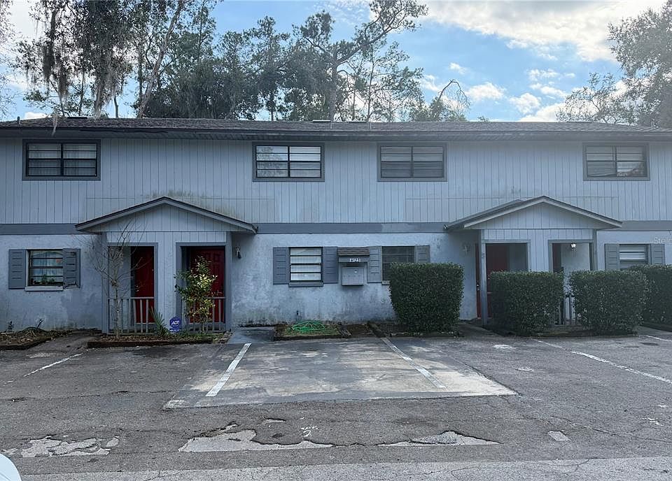 1st image of 4123 SW 15th Pl APT 2