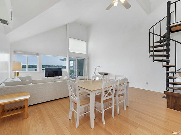3rd image of 2820 Shipyard Lane #1B2