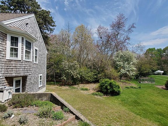 4th image of 26 Bass River Lane
