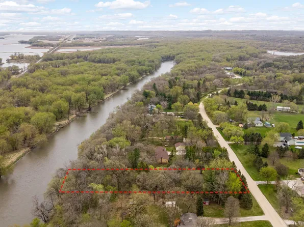 17624 Blackbird Trl, Hastings, MN 55033