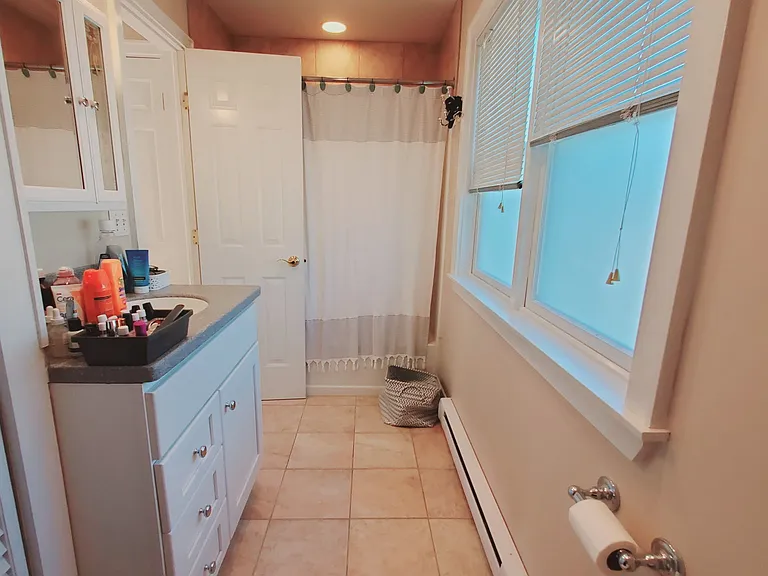 37 Cowan Ave #2 — Photo 7