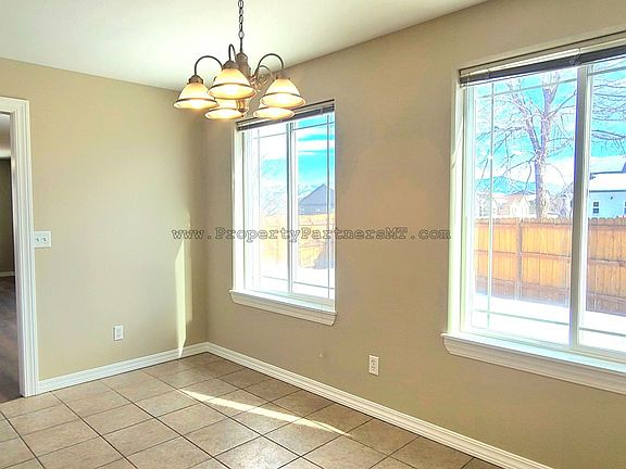 3rd image of 4520 Glenwood Dr