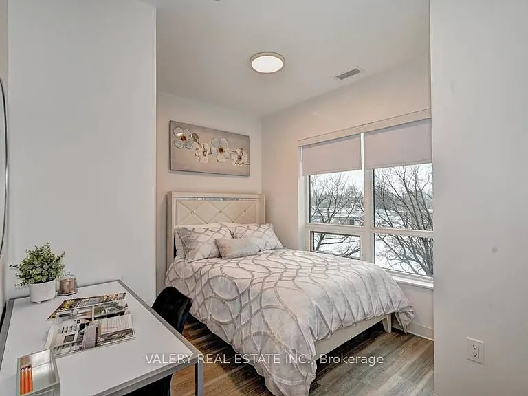 155 King St N #1703 — Photo 7