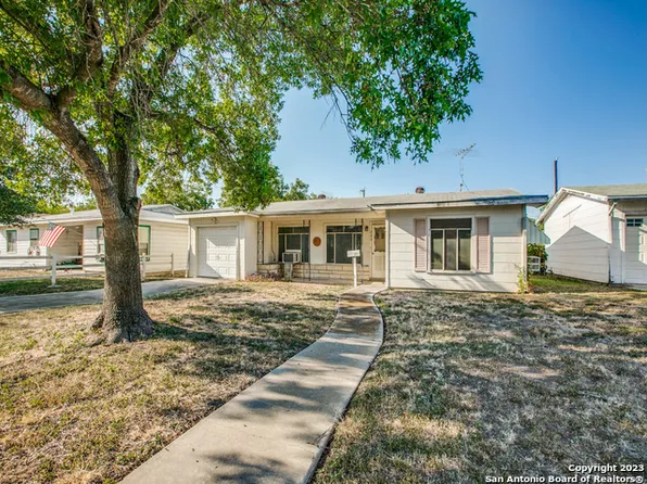 223 LAURELWOOD DR, San Antonio, TX 78213